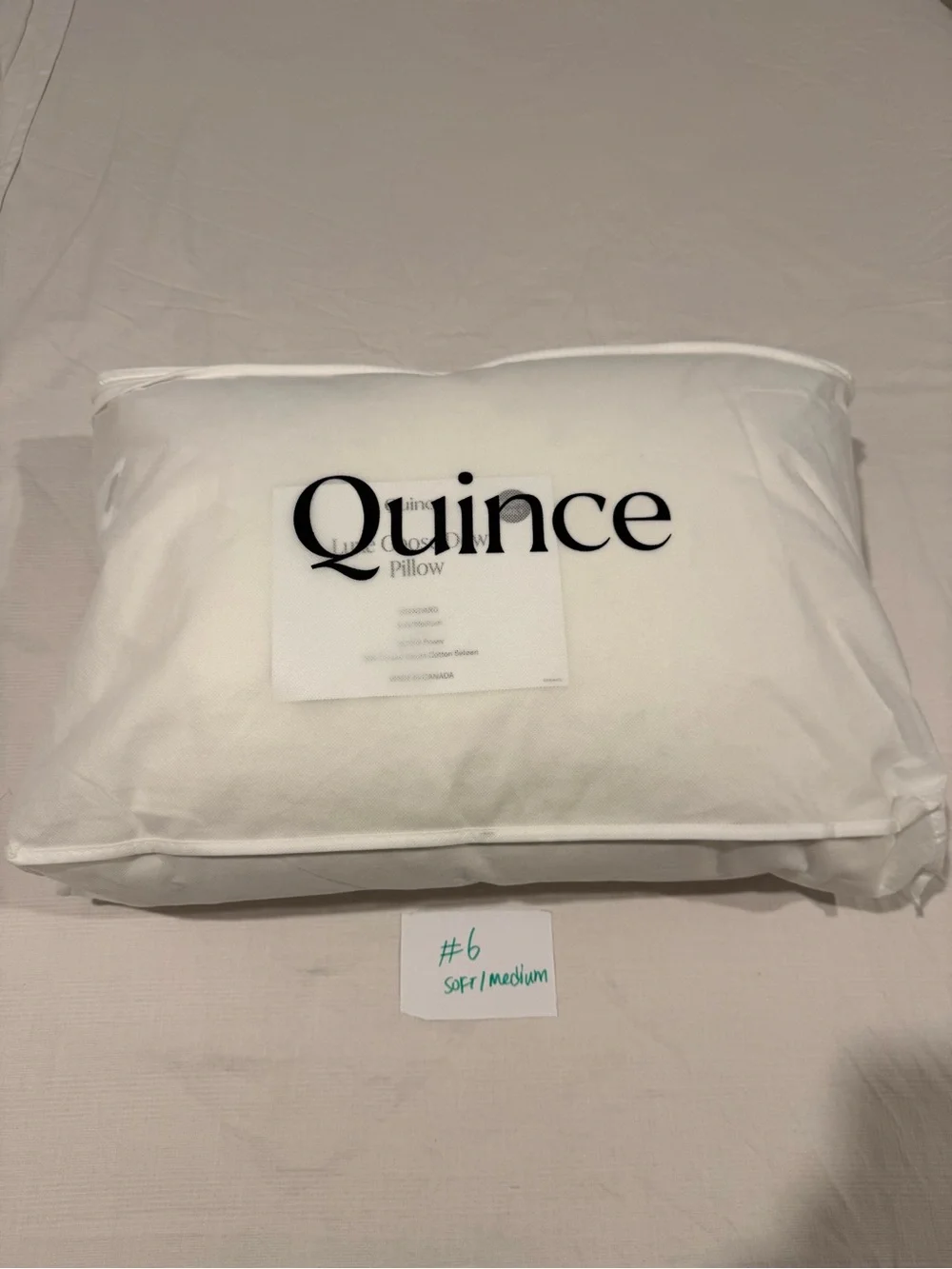 New Quince LUXE White Goose Down Pillow #6 Standard Soft/Medium MSRP $124